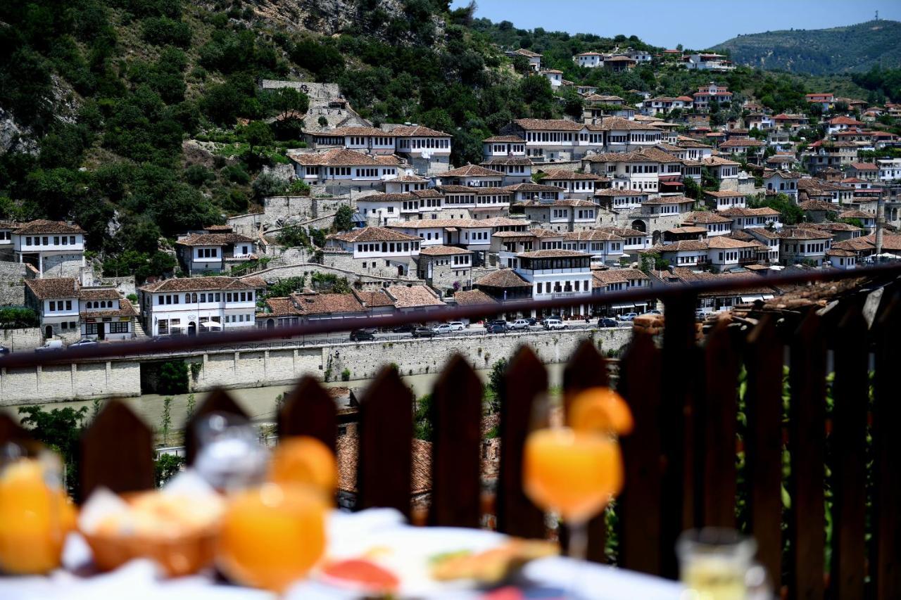Anhel Hotel Berat Eksteriør bilde