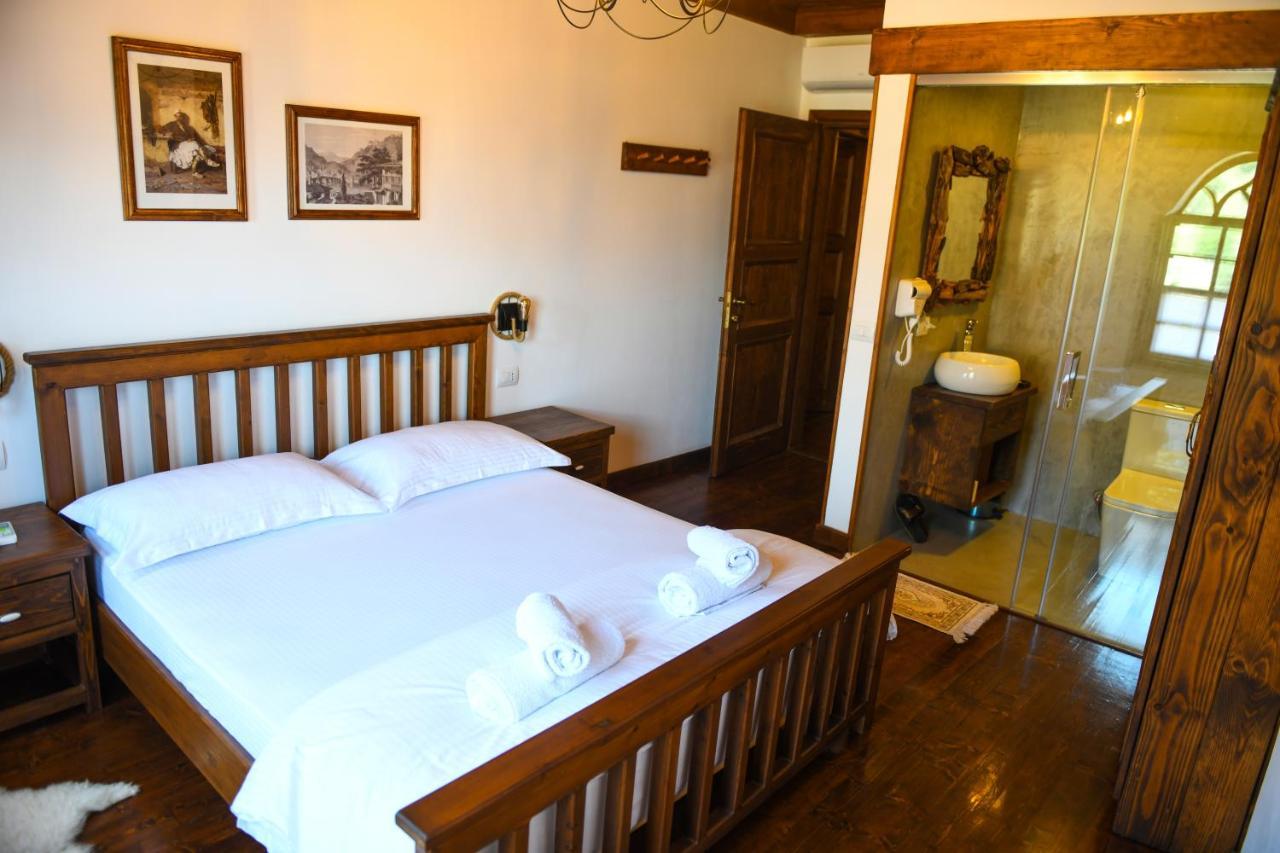 Anhel Hotel Berat Eksteriør bilde